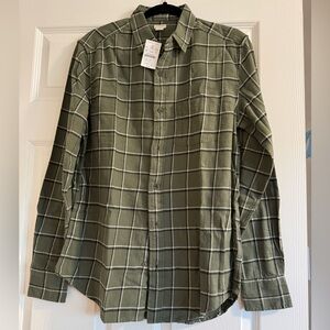 Boys' button-up flannel shirt
